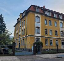 2 Raumwohnung Balkon Bad mit Fenster in Friedrichstadt Dresden