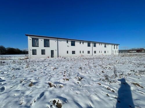 Foto - Gewerbehalle Büroräumlichkeiten Wohneinheit zu vermieten !