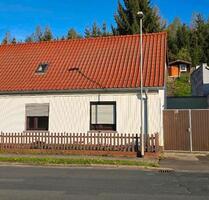 Einfamilienhaus - 85.000,00&nbsp;EUR Kaufpreis, ca.&nbsp; 130,00&nbsp;m&sup2; in Hohenmölsen (PLZ: 06679)