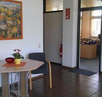 HL Großzügiges Büro mit Lagerfläche im Gewerbegebiet Roggenhorst - Lübeck Sankt Lorenz Nord