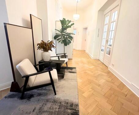 Foto - Dein Office-Boost am Ku’damm – Wähle deine Größe!