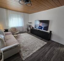 Großzügige 5-Zimmer-Wohnung in Herrenberg-Mönchberg-Balkon