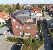 Schöne 3-Zimmer 74m² DG-Wohnung in einem Plusenergiehaus - Versmold