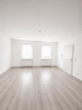 Foto - 2-Zimmer-Wohnung mit Wohnzimmer, Schlafzimmer, Küche und Bad