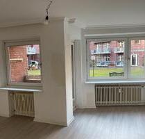3-Zimmer-Wohnung in Hamburg-Eimsbüttel – Altbau, Erdgeschoss, ab