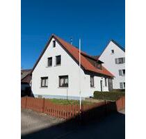 Charmantes Einfamilienhaus mit Terrasse, Garten und Garage - Meßstetten