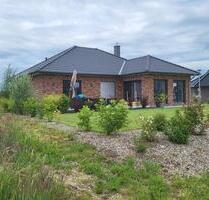 Großzügiger Bungalow an der Elbe zu vermieten - Brokdorf Großzügiger Bungalow an der Elbe zu vermieten - Brokdorf