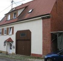 Einfamilienhaus mit Scheune - 550.000,00 EUR Kaufpreis, in Tübingen (PLZ: 72074) Lustnau