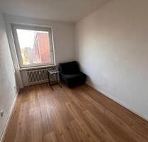 zimmer zu vermieten - 200,00&nbsp;EUR Kaltmiete, ca.&nbsp; 9,50&nbsp;m&sup2; in Oldenburg (PLZ: 26123) Bürgeresch