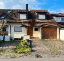 Gepflegtes Einfamilienhaus mit 7 Zimmern in Leonberg
