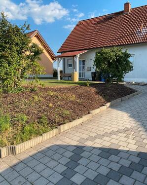 Foto - Einfamilienhaus mit großem Grundstück