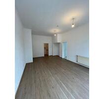 Flexible Gewerbefläche im EG: ca. 210 m² mit Hof, Parkmöglichkeit - Ratingen Lintorf