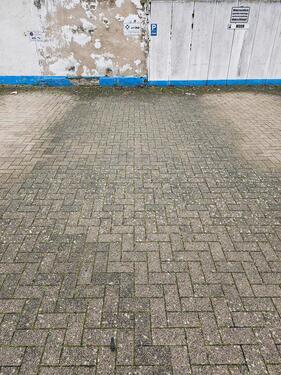 Foto - Parkplatz Abstellplatz für Anhänger, Wohnmobil, Wohnwagen