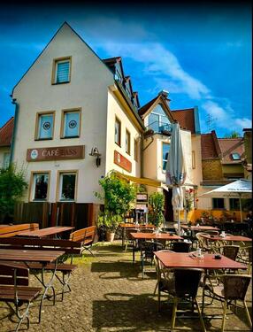 Foto - Provisionsfrei: Mehrfamilienhaus mit Gewerbeeinheit - zentral in