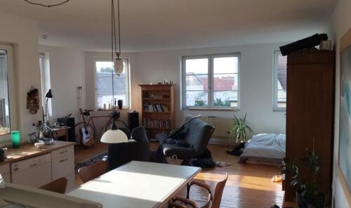 Foto - Gemütliche Dachgeschoss Wohnung 1.10.25 -1.4.26