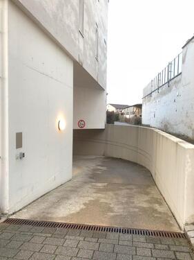 Foto - Tiefgaragen Stellplatz zu vermieten