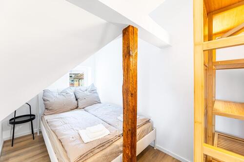 Foto - 1 Zimmer Dachgeschoßwohnung zur Miete in Nürnberg