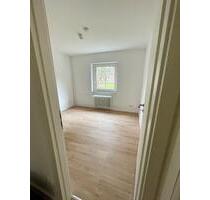 Helle 3-Zimmer-Wohnung (55 qm) mit Loggia in Lübeck St. L