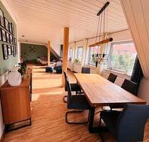 Maisonettenwohnung - 900,00&nbsp;EUR Kaltmiete, ca.&nbsp; 130,00&nbsp;m&sup2; in Blomberg (PLZ: 32825)