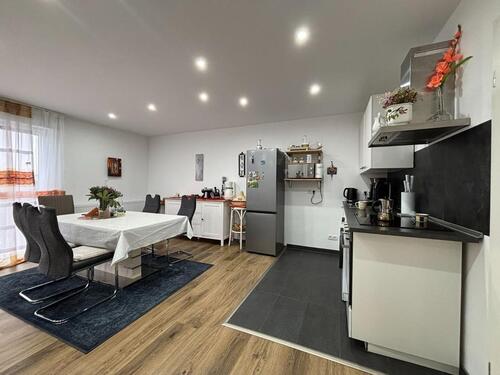 Foto - Sanierte 2-ZKB Wohnung in Neustadt mit Stellplatz