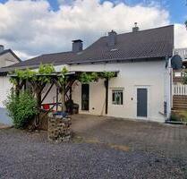 Privatvermieter 2 Zimmer Küche Duschbad mit Terrasse zu vermieten - Menden (Sauerland) Berkenhofskamp