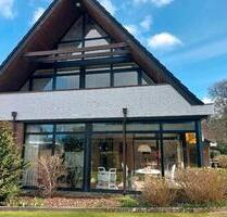 Einfamilienhaus - 405.000,00&nbsp;EUR Kaufpreis, ca.&nbsp; 151,00&nbsp;m&sup2; in Friedeburg (PLZ: 26446)