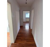 Helle 3 ZKB Dachgeschoss Wohnung in Rheinböllen