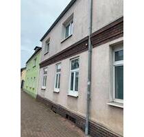 Mehrfamilienhaus 3 Eigentumswohnungen 1 Gewerbeeinheit von privat - Burg
