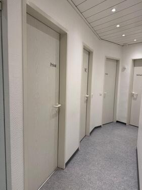 Foto - Büro oder Praxis in ehemaliger Zahnarztpraxis zu vermieten