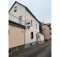 Ab sofort HausWohnung in Bullay zu vermieten