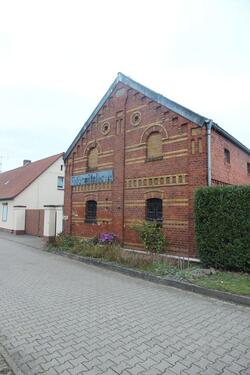 Foto - 9 Zimmer Bauernhaus, Landhaus zum Kaufen in Stendal