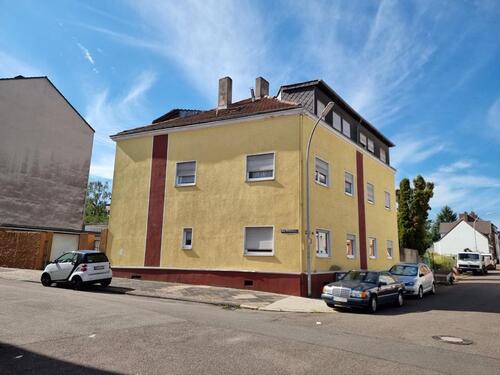 Foto - Malstatt Erdgeschoss 5 ZKB,Diele und Flur mit Einbauküche