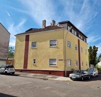 Malstatt Erdgeschoss 5 ZKB,Diele und Flur mit Einbauküche - Saarbrücken