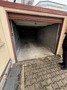 Foto - Garage im Würzburger Frauenland ab sofort zu vermieten