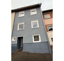 Reihenhaus Hangard – 5 Zimmer - 1.000,00 EUR Kaltmiete, ca.  125,00 m² in Neunkirchen (PLZ: 66538)