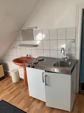 Foto - 1 Zimmer Dachgeschoßwohnung zur Miete in Wiesbaden
