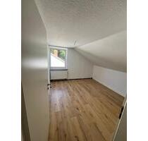Sanierte-3-Zimmer-Dachgeschosswohnung in KetschendorfCoburg