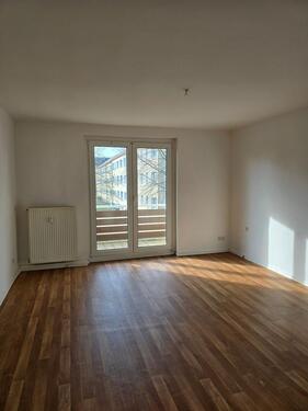 Foto - Singlewohnung mit Tageslichtbad (Dusche) & Balkon