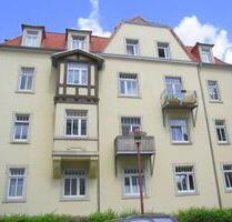 Ab Jan.Febr. 2026: Gemütliche 3-Zimmer-Mansardenwohnung mit Laminat * Übernahme Einbauküche möglich - Dresden Cotta Ab Jan.Febr. 2026: Gemütliche 3-Zimmer-Mansardenwohnung mit Laminat * Übernahme Einbauküche möglich - Dresden Cotta