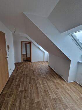 Foto - 1 Zimmer Dachgeschoßwohnung zur Miete in Gera