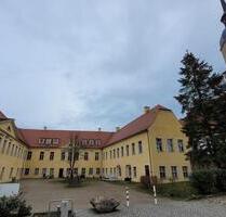 Traumwohnung in ehemaliger Schlossanlage - dein neues Zuhause!! - Klipphausen