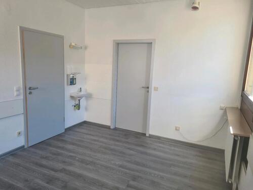 Foto - PraxisBüro Raum - 380,00&nbsp;EUR Kaltmiete, ca.&nbsp; 14,00&nbsp;m&sup2;