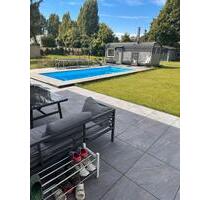 Villa zu verkaufen - 1.500.000,00&nbsp;EUR Kaufpreis, ca.&nbsp; 270,00&nbsp;m&sup2; in Brieselang (PLZ: 14656)