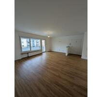 5,5 Zimmer Wohnung mit Balkon zu verm. Erstbezug nach Renovierung - Büdingen