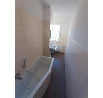 komplett sanierte 4-Raumwohnung mit Blick auf die Gartenanlage - Osterburg (Altmark)