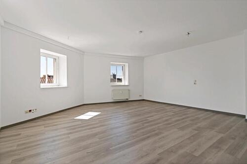 Foto - 1 Zimmer Dachgeschoßwohnung zur Miete in Halle (Saale)