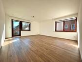 Foto - Helle 3-Zimmer-Wohnung mit Balkon, Dachterrasse & Gartenzugang