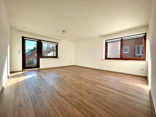 Foto - Helle 3-Zimmer-Wohnung mit Balkon, Dachterrasse & Gartenzugang
