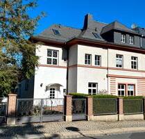 Große Doppelhaushälfte in TOP – Lage von Plauen (Westend)