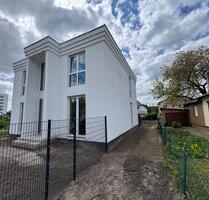 Modernes Einfamilienhaus mit Gestaltungspotenzial - Berlin Treptow-Köpenick
